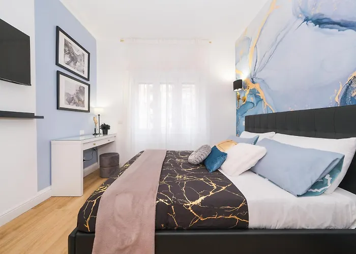 The Blue Iris * Rome